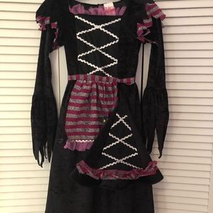 💜🖤💜🖤 Girl’s Witch Costume